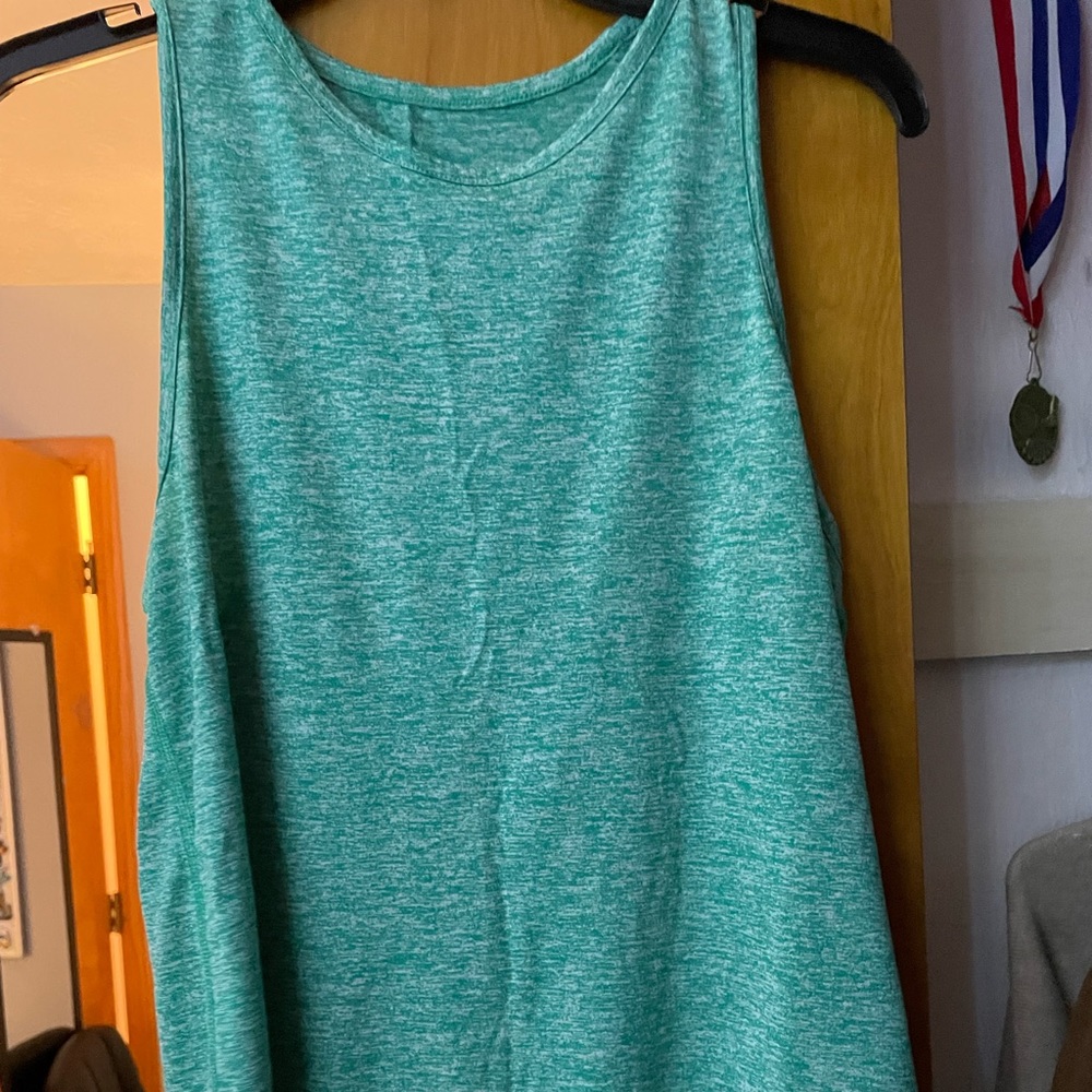 Nike top